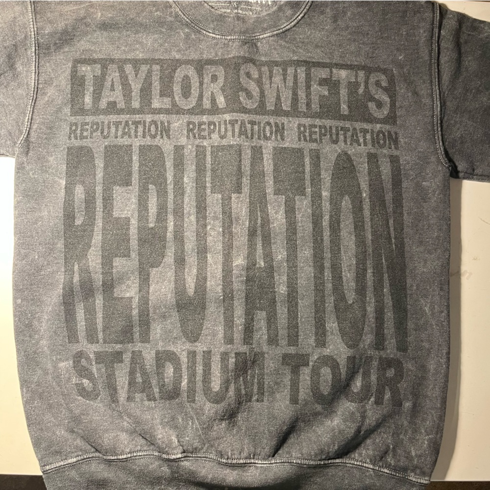 Taylor Swift Reputation Merch Crewneck